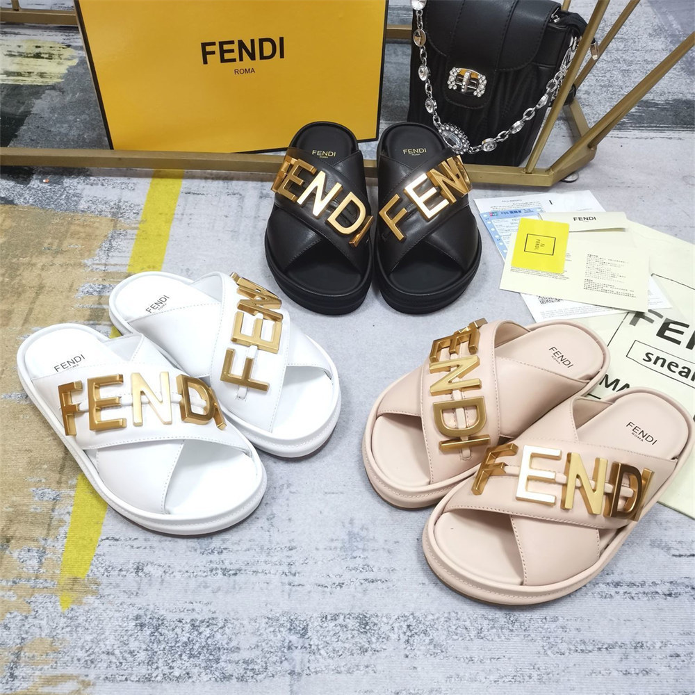 High quality slipper size:5-11 with box FEI #30801 - Image 1