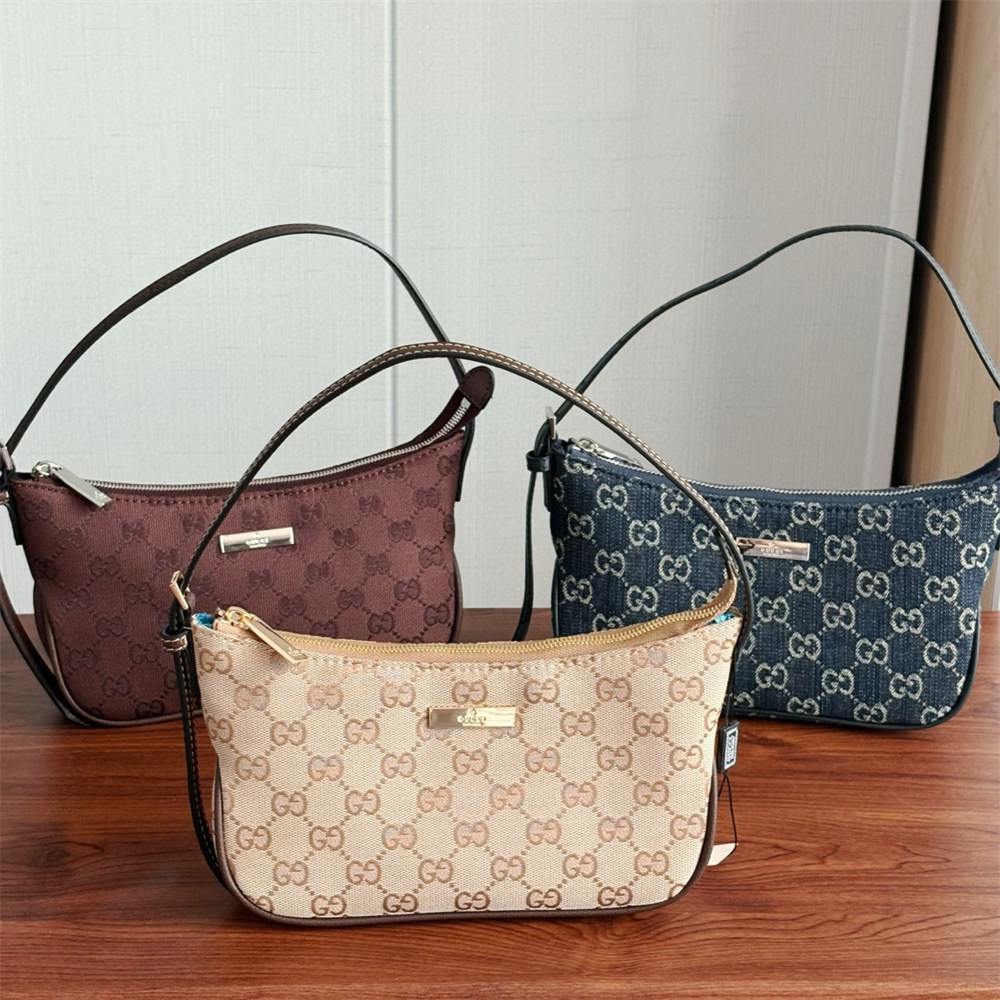 Top quality shoulder bag size:22*14*5.5cm LOV #31488 - Image 1