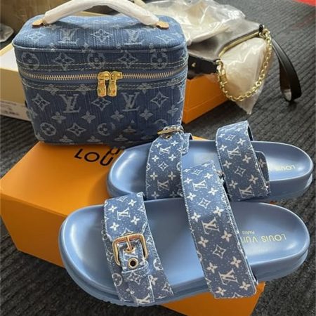 High quality slipper & makeup bag set free shipping LOV #31490