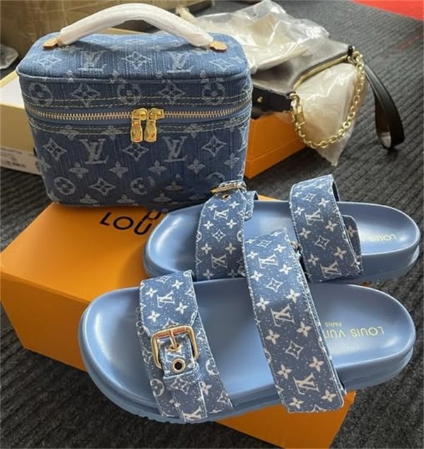 High quality slipper & makeup bag set free shipping LOV #31490