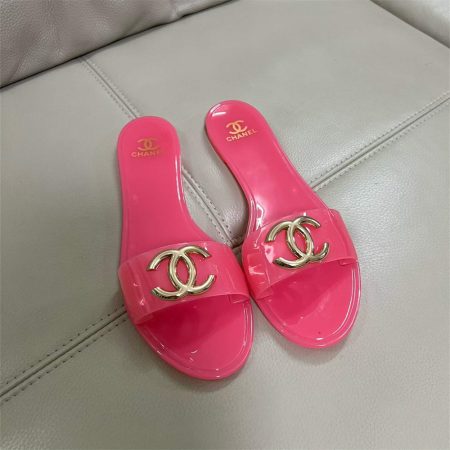 High quality slipper size:5-10 with box CHL #31491 - Image 2