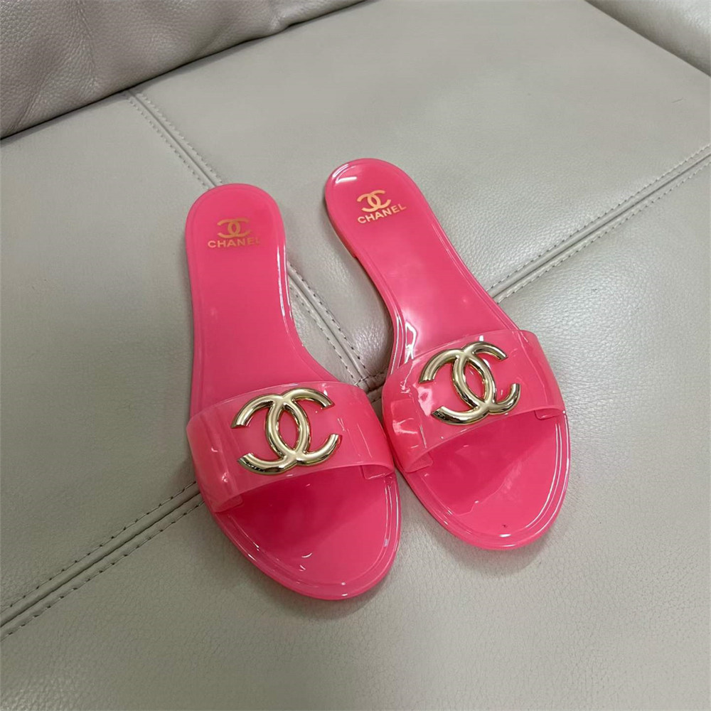 High quality slipper size:5-10 with box CHL #31491 - Image 2