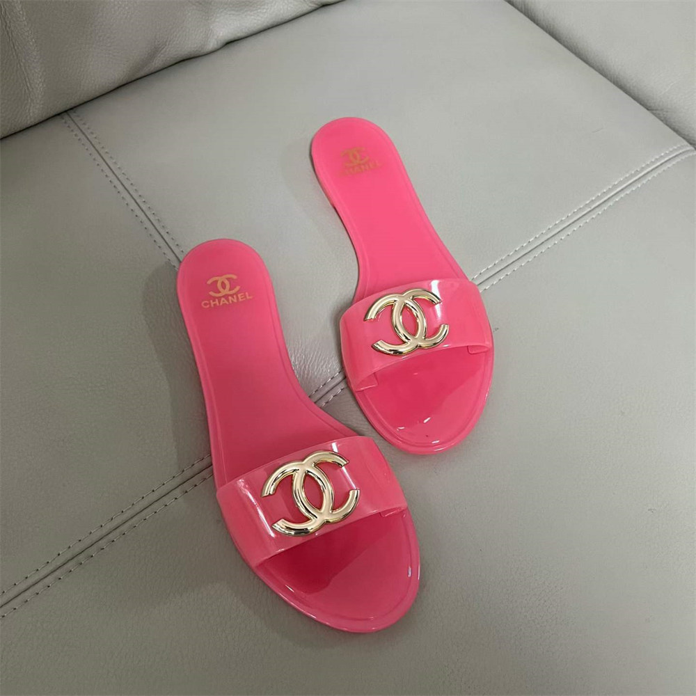 High quality slipper size:5-10 with box CHL #31491 - Image 3