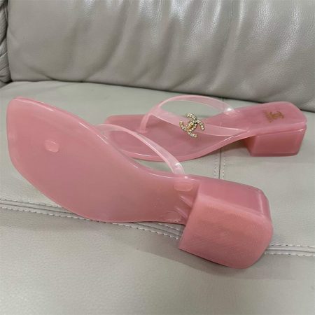 High quality slipper size:5-10 with box CHL #31493 - Image 3