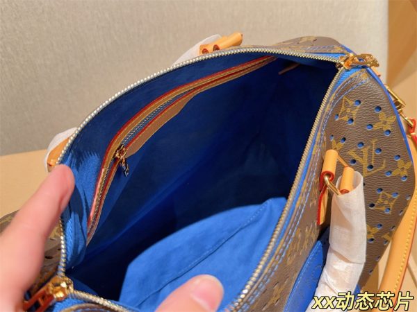 Top quality handbag speedy size:30*21cm LOV #31499