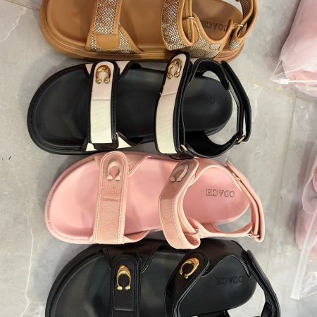 Wholesale fashion sandal for women size:5-11 with box COH #31505