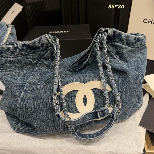 High quality shoulder bag size:35*30cm CHL #31519