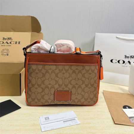 High quality messenger bag size:25*7*26cm COH #31529 - Image 2