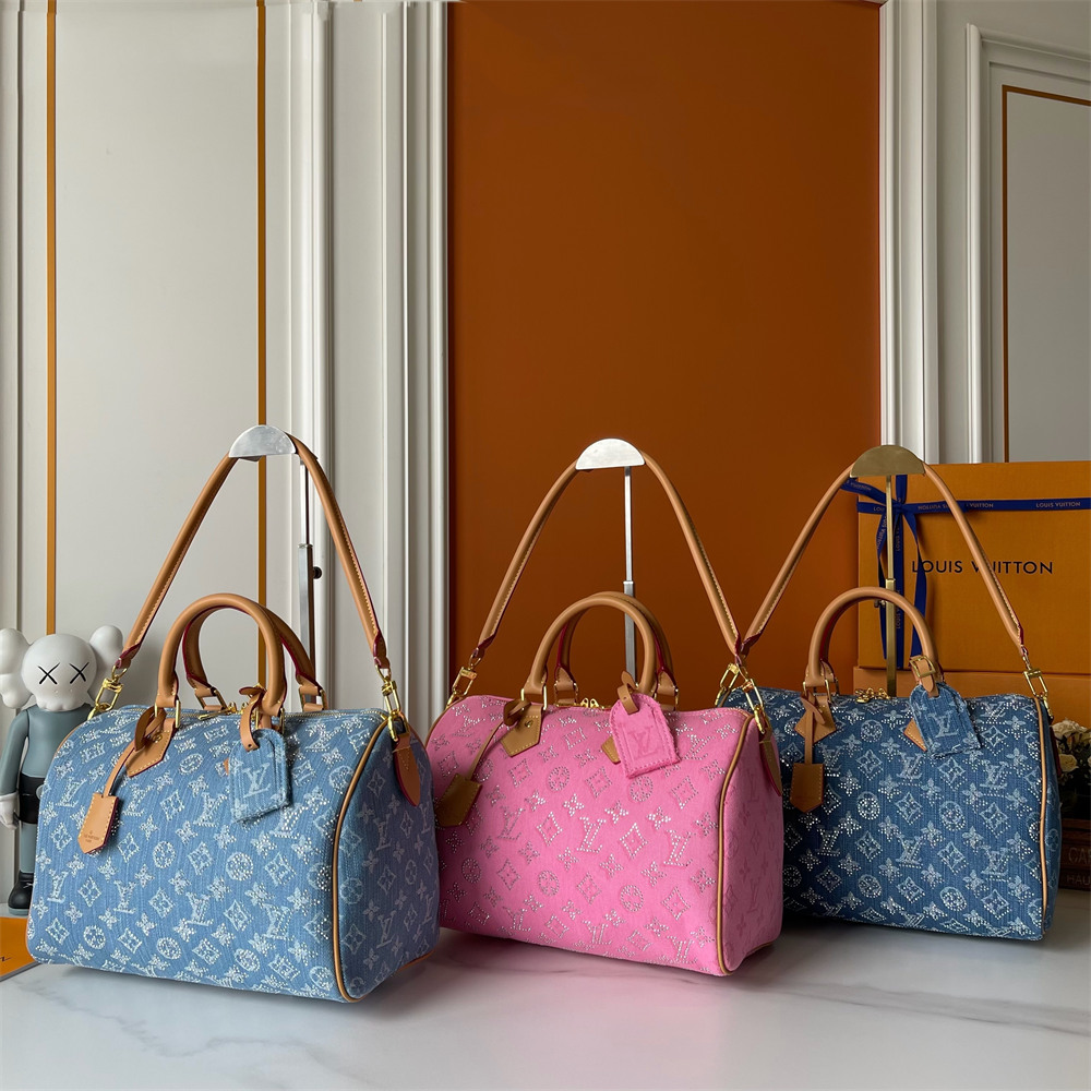 High quality handbag (with diamond) speedy size:30*21cm LOV #31550 - Image 1