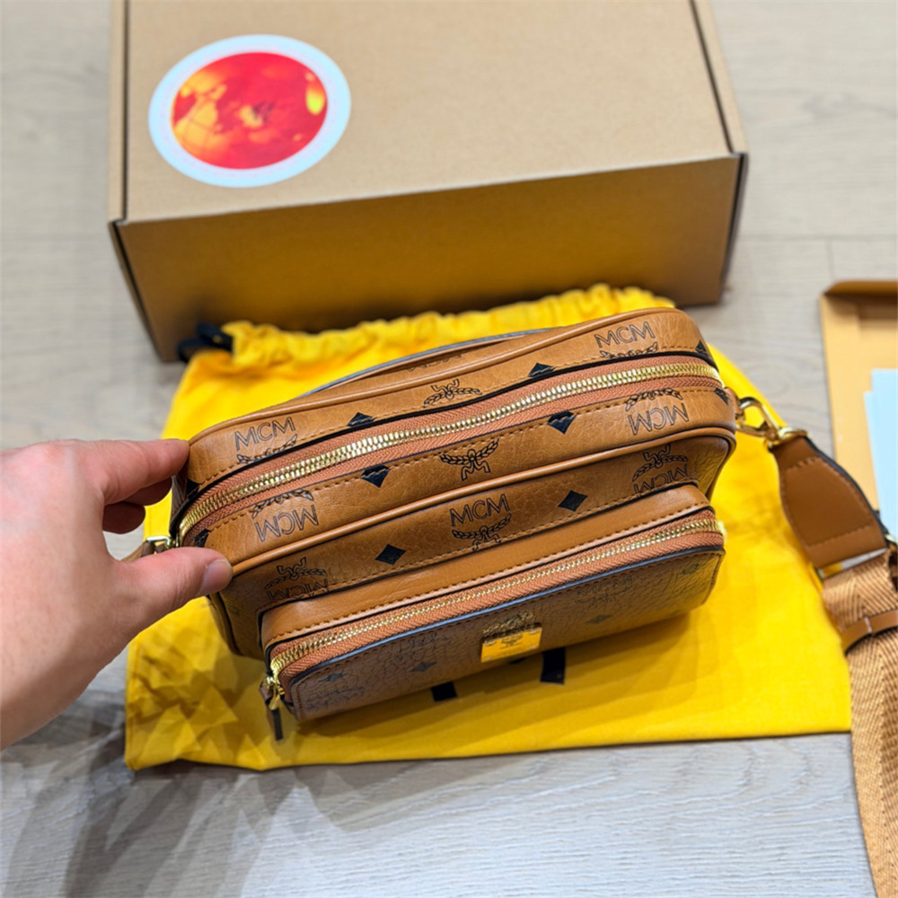 High quality camera bag size:17cm/21cm MCI #31551 - Image 4