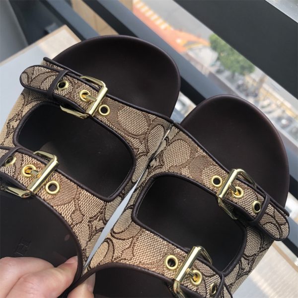 High quality slippers size:5-11 with box COH #31563