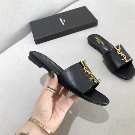 High quality slippers size:5-12 with box LSY #31591 - Image 3