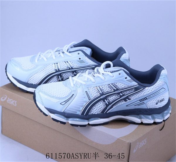 1 pair sport shoes size:5.5-11 with box free shipping ASI #31616
