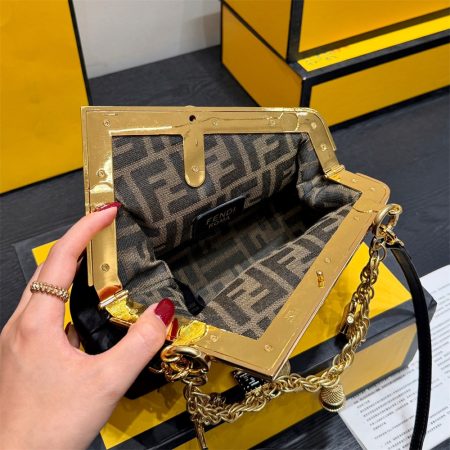 High quality shoulder bag size:22*18cm FEI #31622 - Image 3
