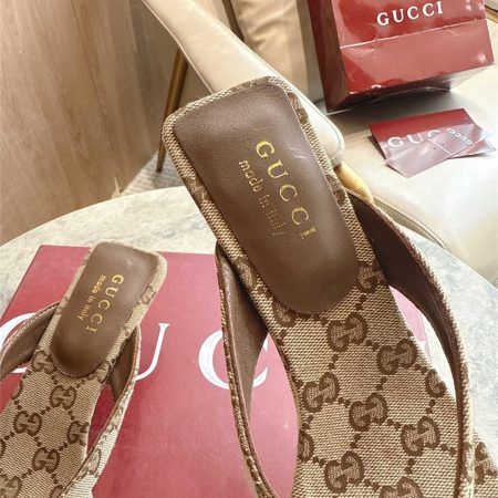 High quality slippers size:5-11 with box GUI #C0586 - Image 3