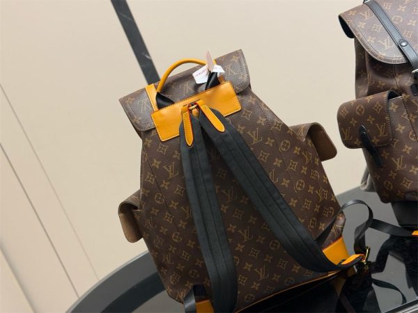High quality backpack size:33*43cm LOV #C0725