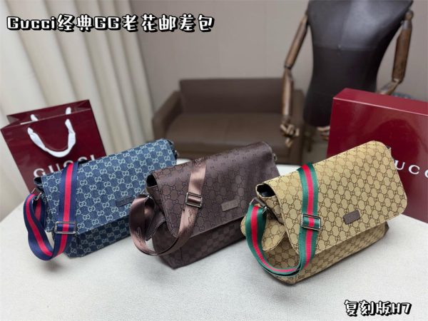 High quality messenger bag size:32*27cm GUI #C0744
