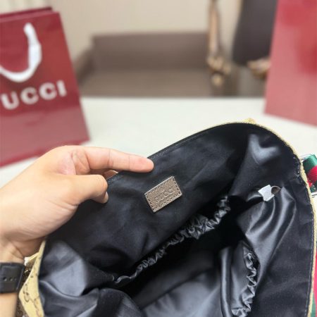 High quality messenger bag size:32*27cm GUI #C0744 - Image 3