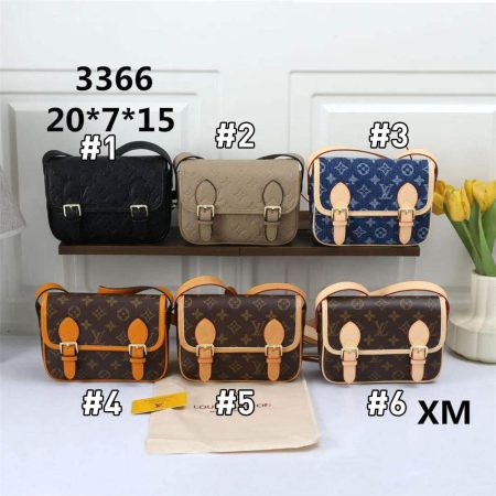 Wholesale messenger bag size:20*15*7cm LOV HN #C0768 - Image 2