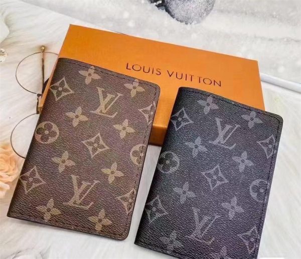 Wholesale Fashion passport holder LOV #C0790