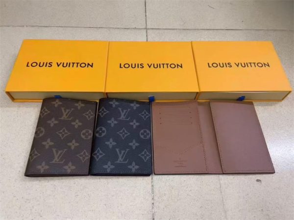 Wholesale Fashion passport holder LOV #C0790
