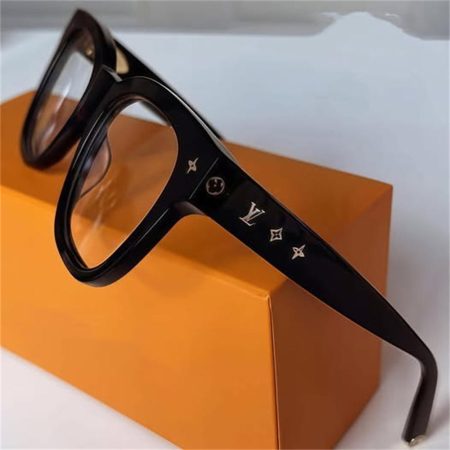 High quality sunglass with box LOV #C0807