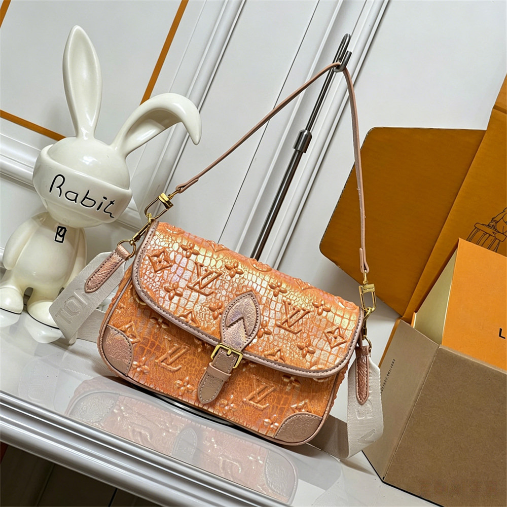 High quality shoulder bag size:24*15*9cm LOV CS #X1568 - Image 2