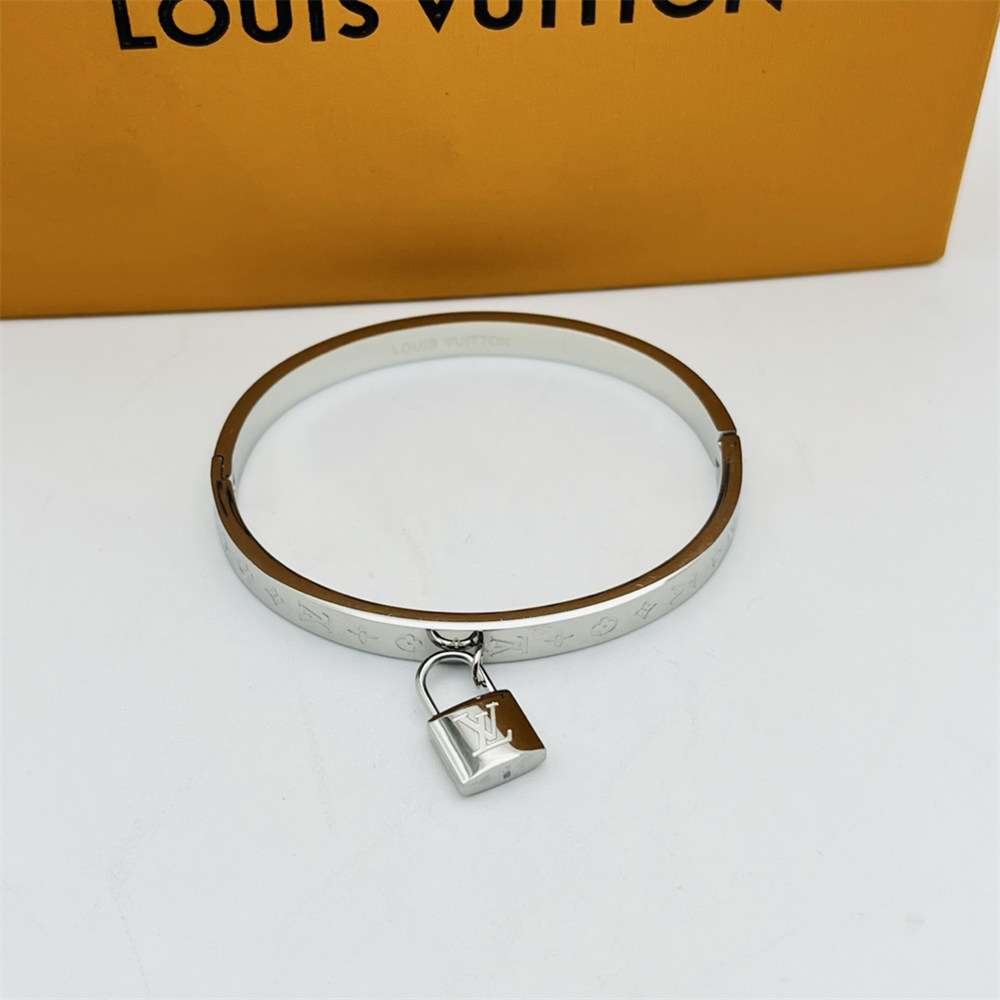 Wholesale Fashion Bracelet LOV XT #X1609 - Image 3