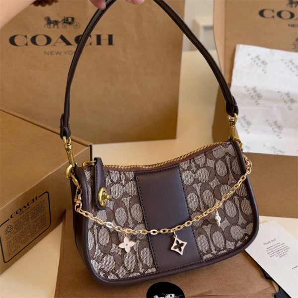 High quiality shoulder bag size:23*13cm COH #X1610
