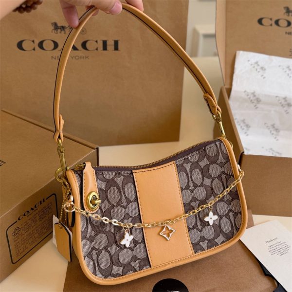 High quiality shoulder bag size:23*13cm COH #X1610