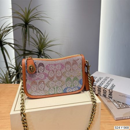 High quiality shoulder bag size:18.5*11cm COH #X1614