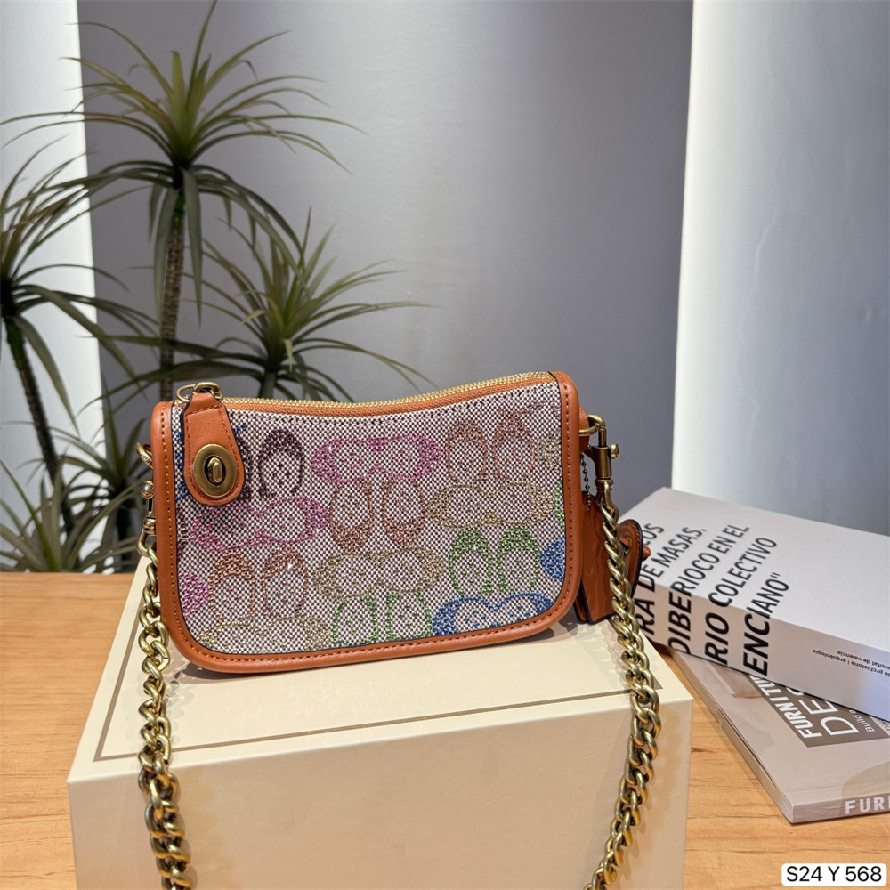 High quiality shoulder bag size:18.5*11cm COH #X1614 - Image 1