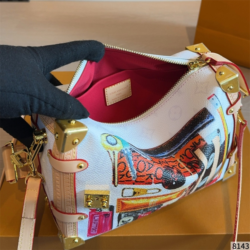 High quality shoulder bag size:23*8*16cm LOV DS #X1615 - Image 3