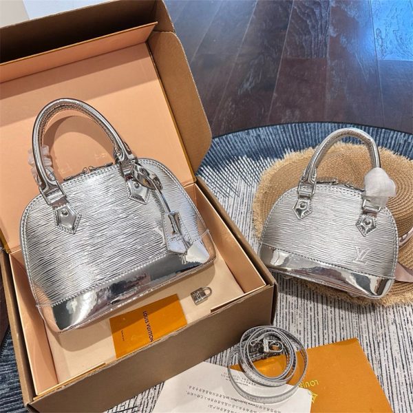 High quality Handbag bag size:18cm /25cm LOV DS #X1616