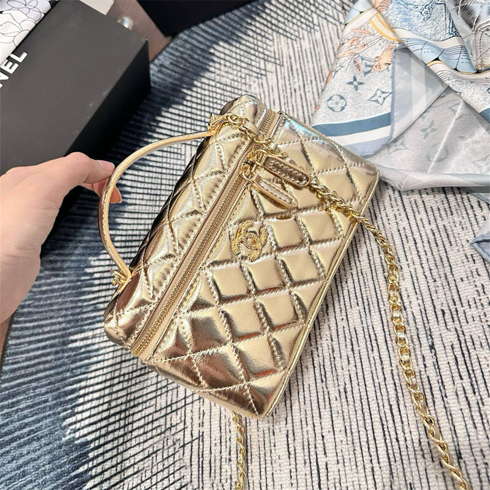 High quality slippers & makeup bag free shipping CHL #X1641 - Image 3