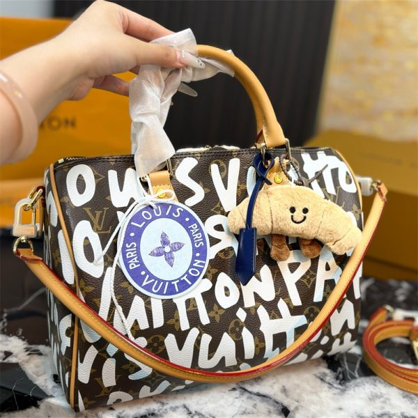 High quality leather Handbag speedy size:30*19cm LOV #X1653