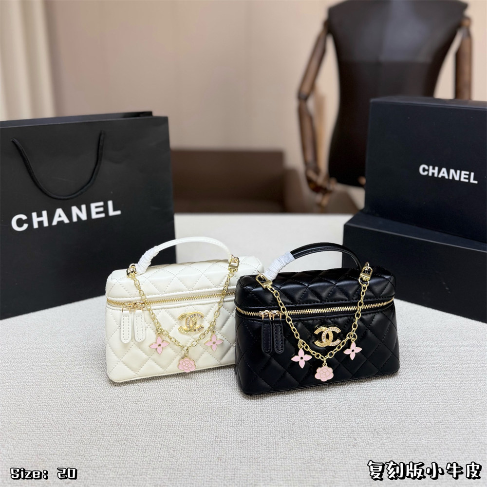 High quality makeup bag size:19*12cm CHL DS #X1656 - Image 4