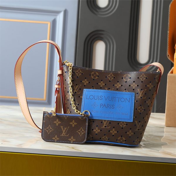 High quality bucket bag size:16*18*12cm LOV #Z0795