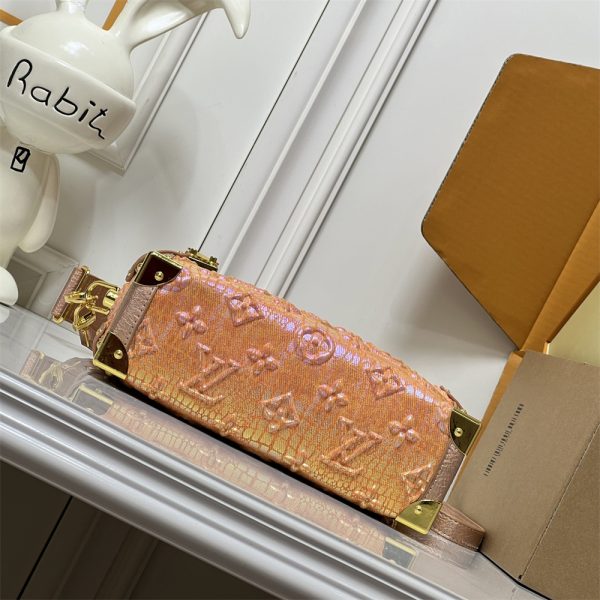 High quality shoulder bag size:21*14*6cm LOV #Z0800