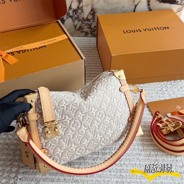 High quality shoulder bag size:26cm LOV #Z0839