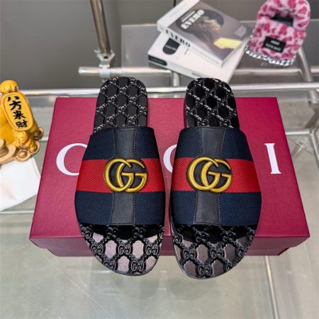 High quality slippers size:5-11 with box GUI  #Z0842 - Image 7