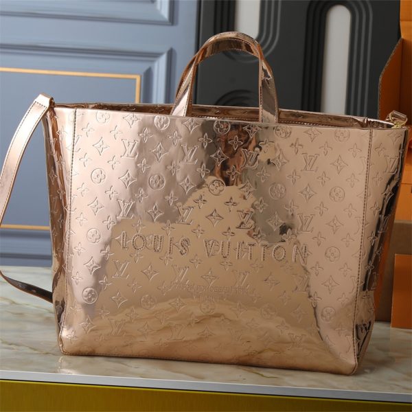 High quality tote bag size:40*32*16cm LOV #Z0799
