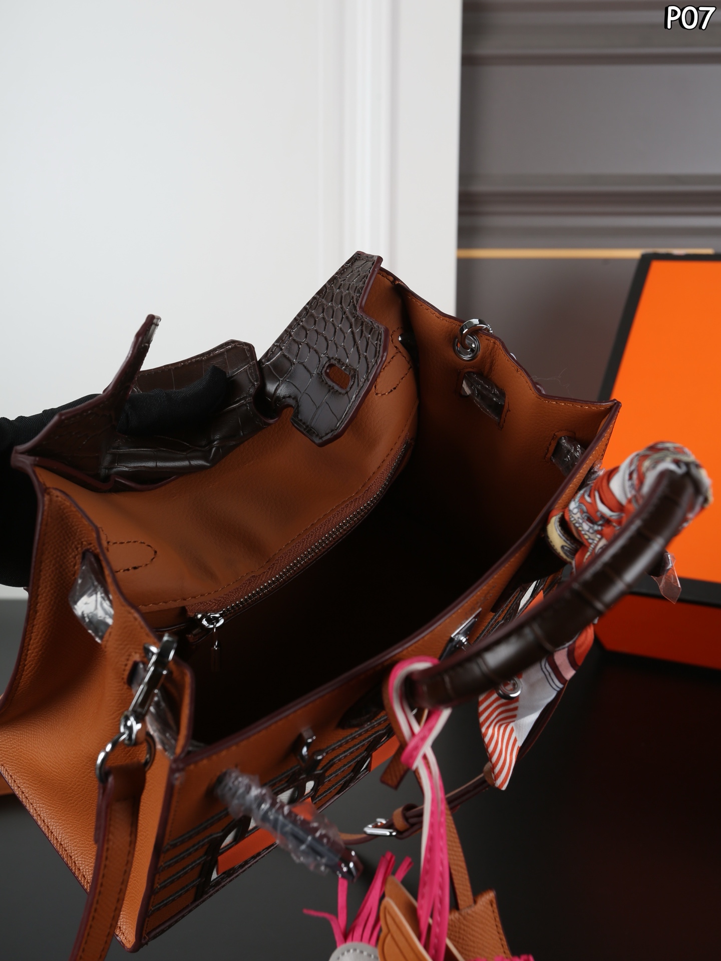 H Handbag#118790 - Image 4